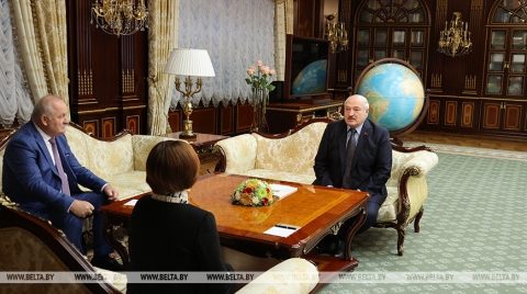 Лукашенко: мы с Путиным договорились, что введение единой валюты - вопрос не сегодняшнего дня