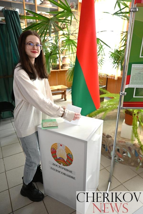 Свое участие в выборах принимают и впервые голосующие жители Черикова