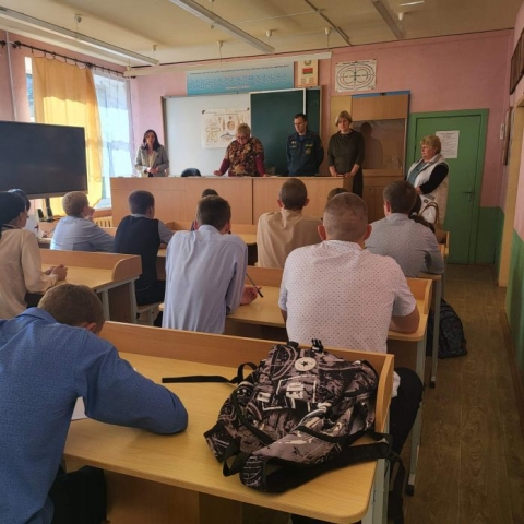 Учебный семинар для бойцов студотряда прошел в ГУО «Веремейская средняя школа»