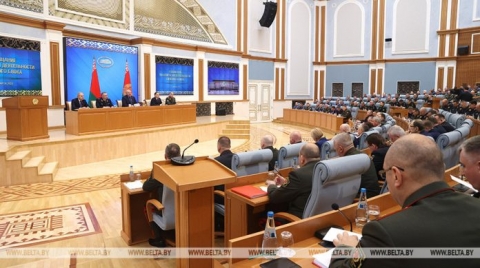 Лукашенко заострил внимание на проблеме рецидивов и преступности среди безработных