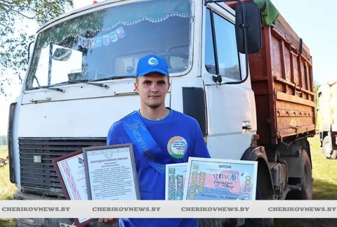 Наш Иван — первый в области: молодой водитель ОАО «Чериковрайагропромтехснаб» перевез свыше 1000 тонн