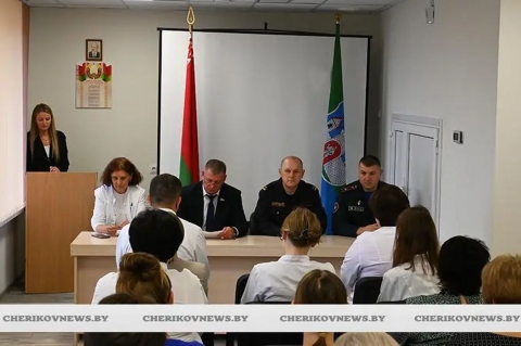 Историю и значимость Дня народного единства обсудили на Едином дне информирования, прошедшем в Чериковской ЦРБ