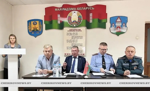 Без развития образования и науки не будет будущего: в трудовых коллективах Чериковского района прошел Единый день информирования на эту тему