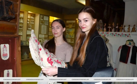 Сохраняя связь времен: молодые специалисты Чериковщины посетили историко-краеведческий музей