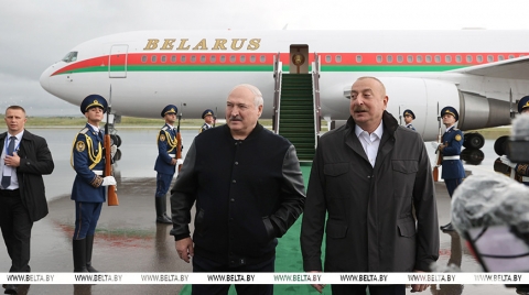 Лукашенко и Алиев посещают возрождаемые территории Азербайджана