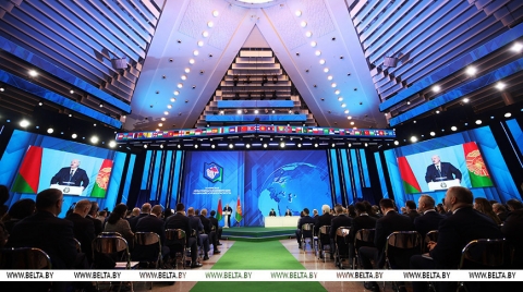 &quot;XXI век: закрытое небо, колючая проволока…&quot; Лукашенко о действиях &quot;цивилизованного&quot; мира