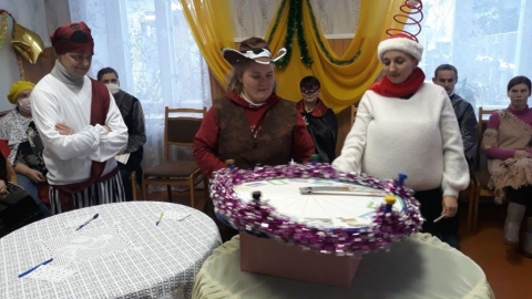 Новогодняя игра «Поле чудес»