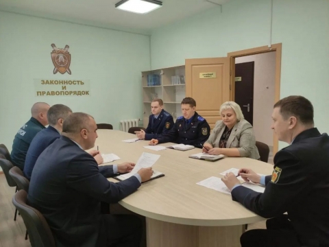 Вопрос борьбы с преступностью и коррупцией обсужден на координационном совещании в прокуратуре Чериковского района