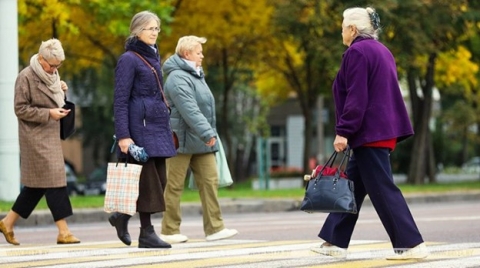 Пенсии в Беларуси будут повышены с 1 декабря на 5%.