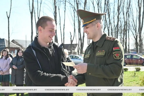 Служба Родине ждет. Призывники из Чериковского района получили повестки и готовятся к службе