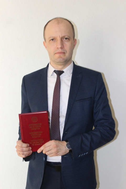 Конституция является квинтэссенцией исконной мудрости и жизненного опыта нашего народа – мнение