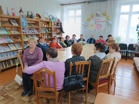 Сердца, полные любви: День Матери и&nbsp;Покров Пресвятой Богородицы