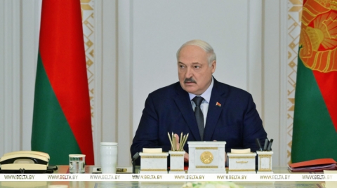 &quot;Мужики, кто не усвоит, работать не будет&quot;. Лукашенко требует от местной вертикали выполнить элементарное