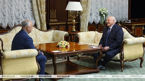 &quot;Думаете, молдаван там ждут?&quot; Лукашенко на встрече с Додоном дал геополитический совет Молдове