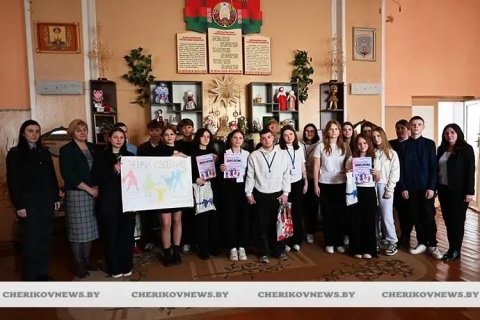 Участники брейн-ринга, прошедшего в Черикове, делились знаниями о наркомании